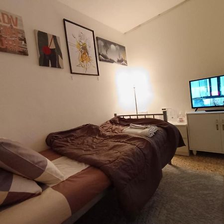 Affordable Transient - Not A Hotel - Sharing Kitchen And Washrooms Abu Dhabi Exterior photo