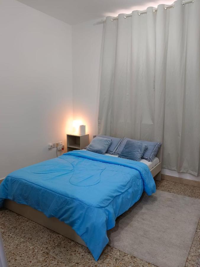 Affordable Transient - Not A Hotel - Sharing Kitchen And Washrooms Abu Dhabi Exterior photo
