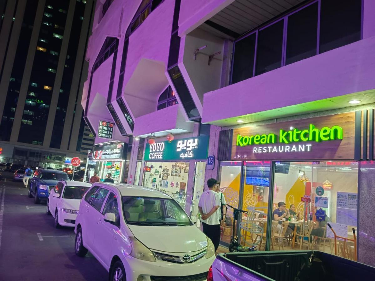 Affordable Transient - Not A Hotel - Sharing Kitchen And Washrooms Abu Dhabi Exterior photo